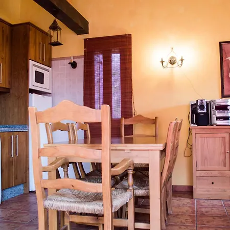 Apartamentos Rurales Alvado Tamajon Exterior photo