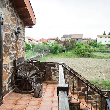 Apartamentos Rurales Alvado Tamajon Exterior photo